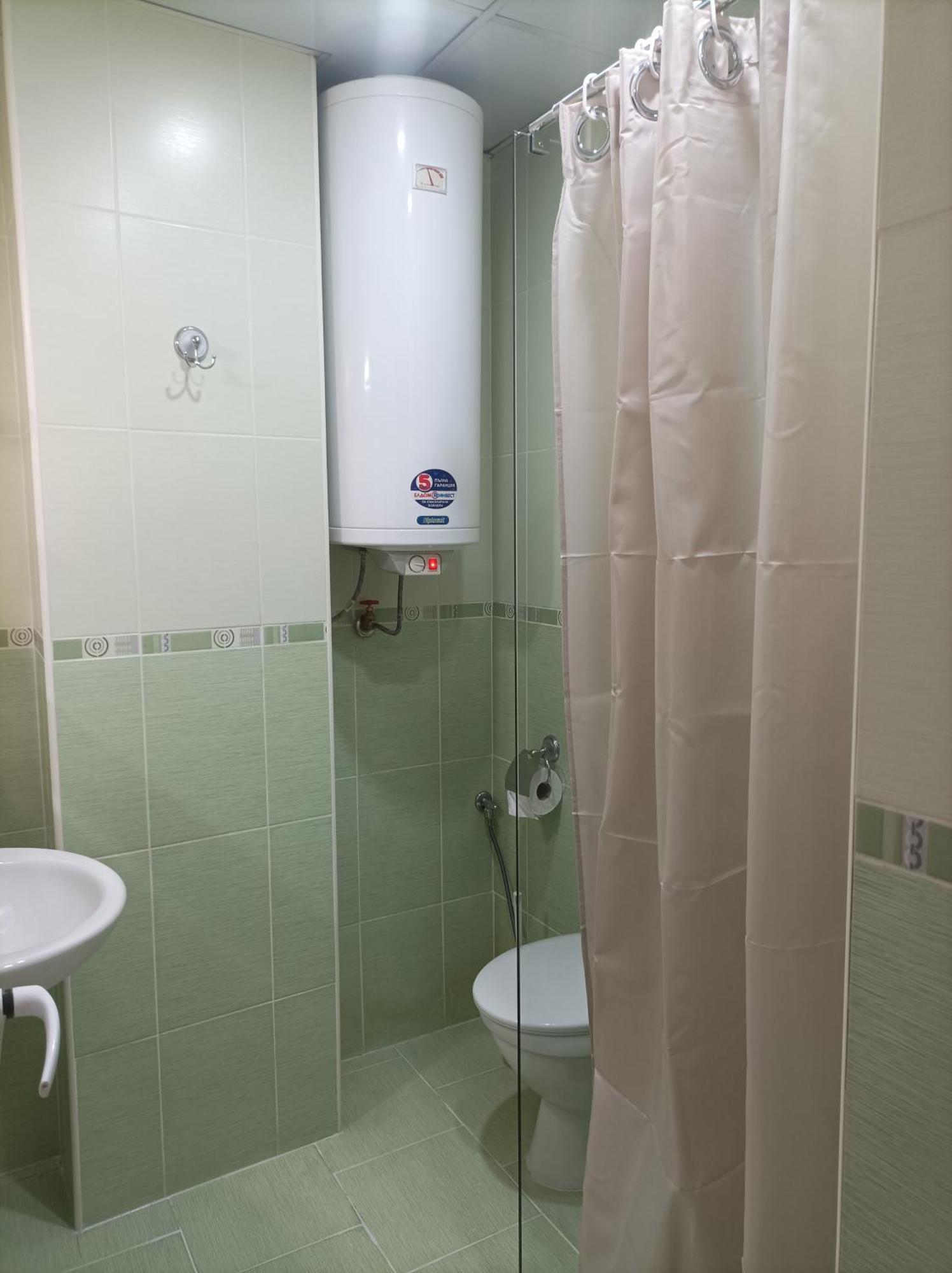 Cosy Apartments And Spectacular Rooms Fotiadis 벨리코 터르노보 외부 사진