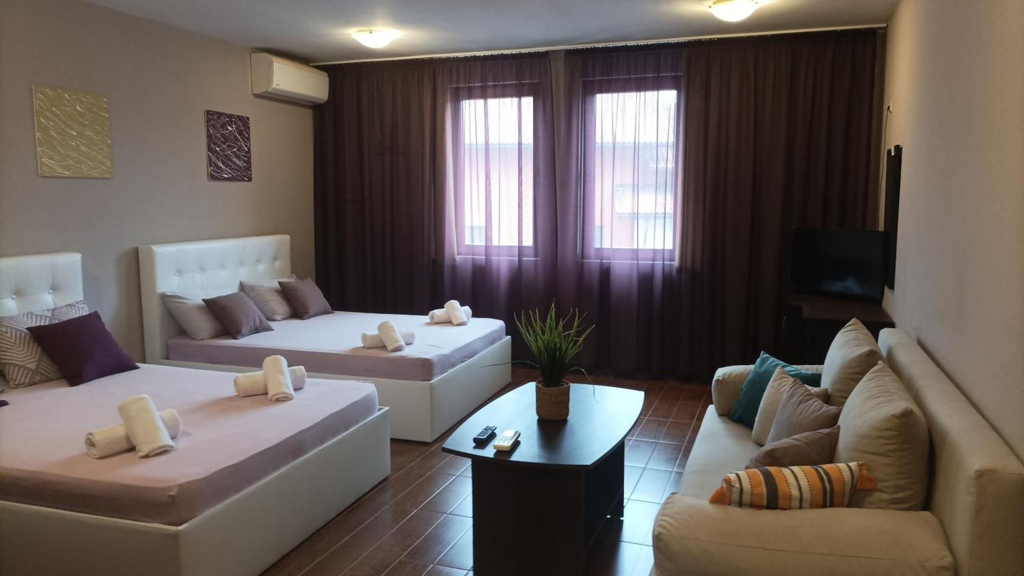 Cosy Apartments And Spectacular Rooms Fotiadis 벨리코 터르노보 외부 사진