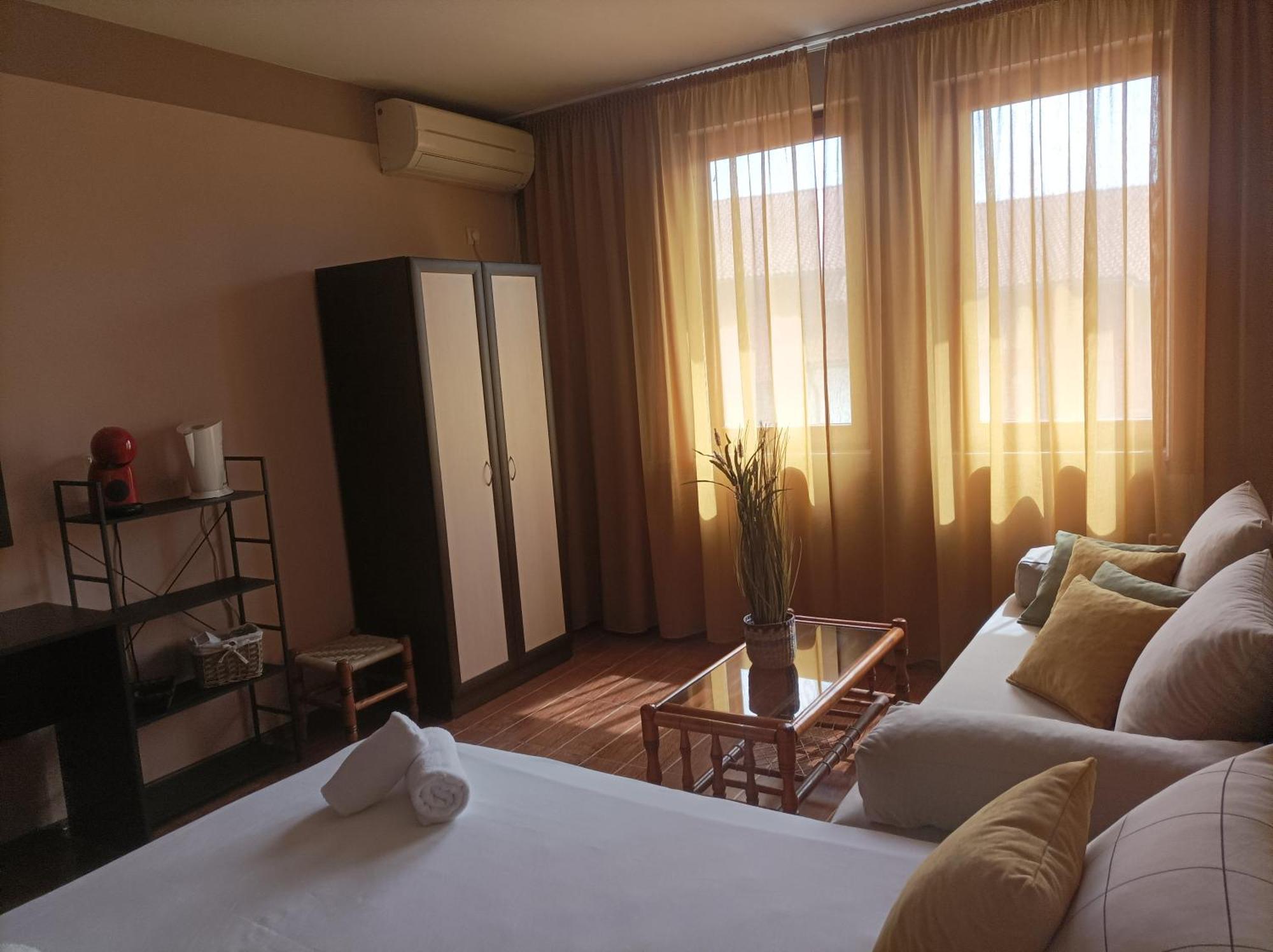 Cosy Apartments And Spectacular Rooms Fotiadis 벨리코 터르노보 외부 사진