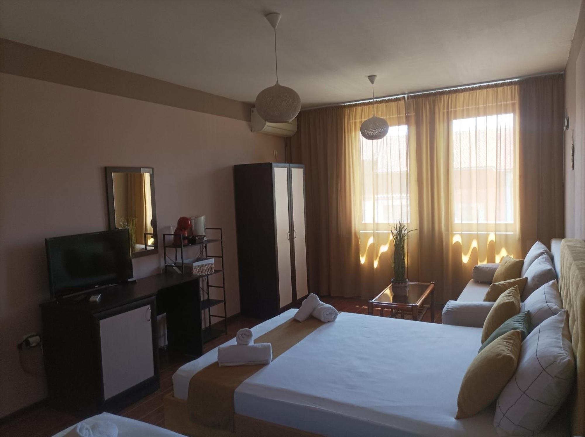 Cosy Apartments And Spectacular Rooms Fotiadis 벨리코 터르노보 외부 사진