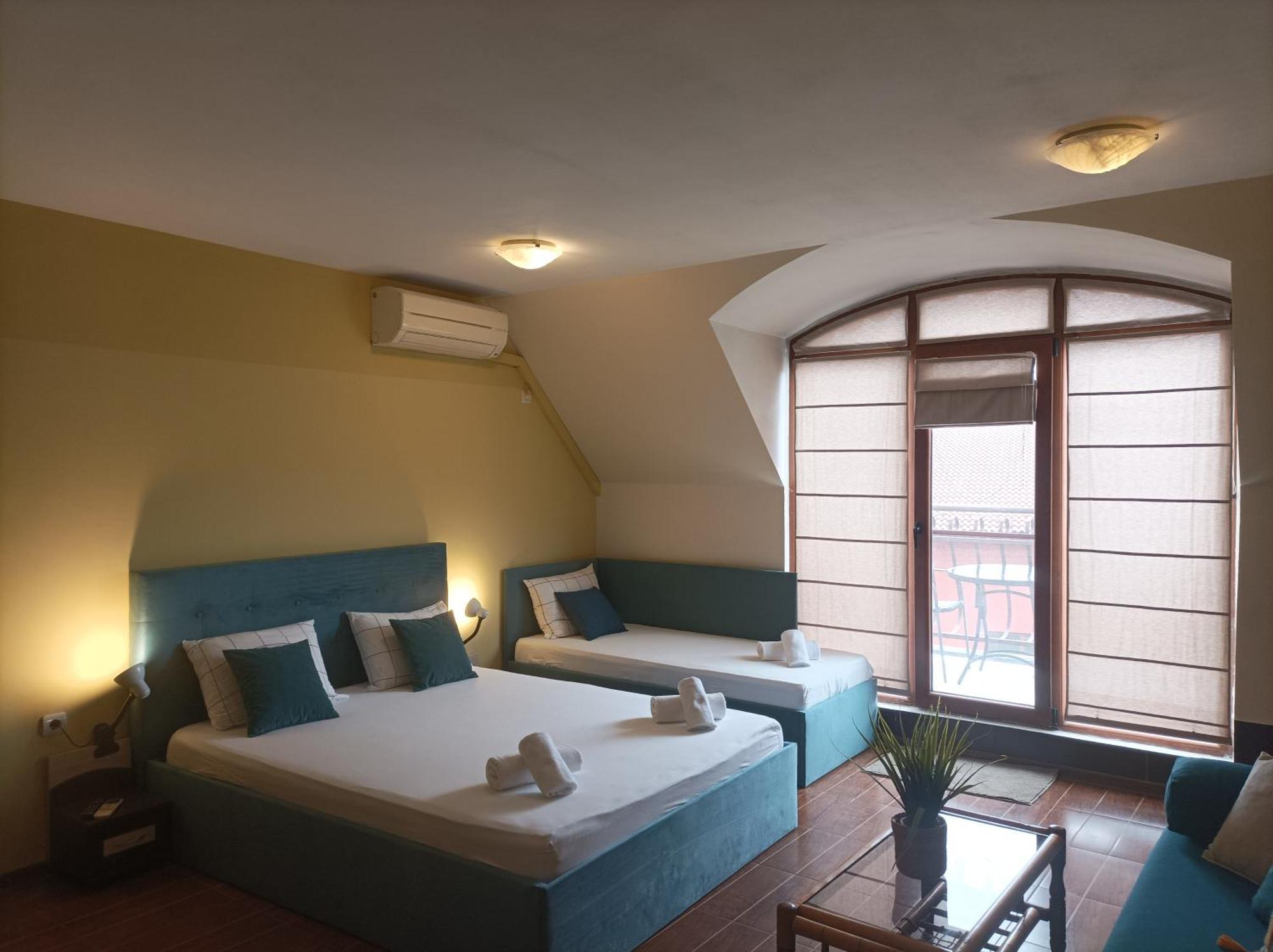 Cosy Apartments And Spectacular Rooms Fotiadis 벨리코 터르노보 외부 사진