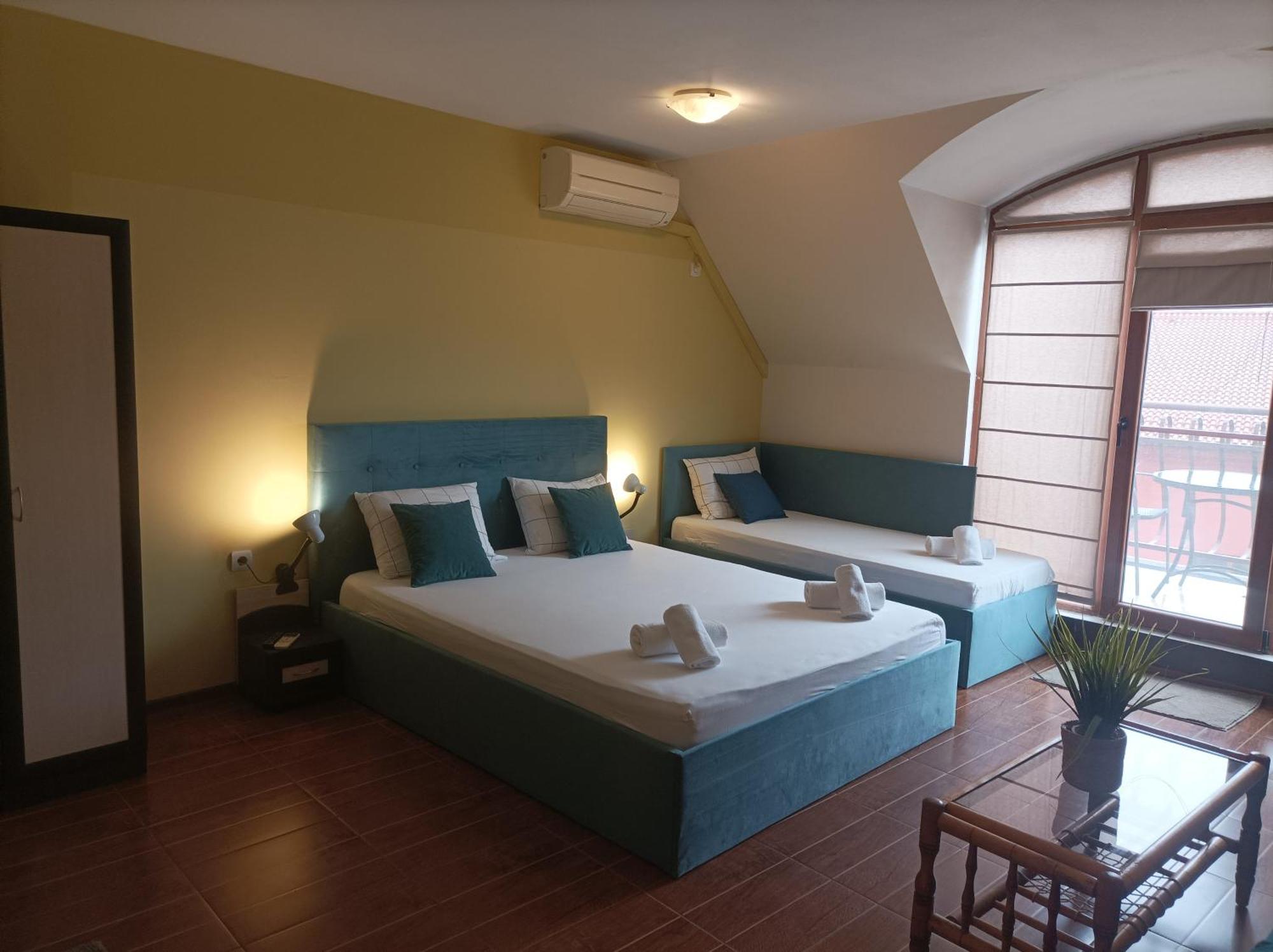 Cosy Apartments And Spectacular Rooms Fotiadis 벨리코 터르노보 외부 사진