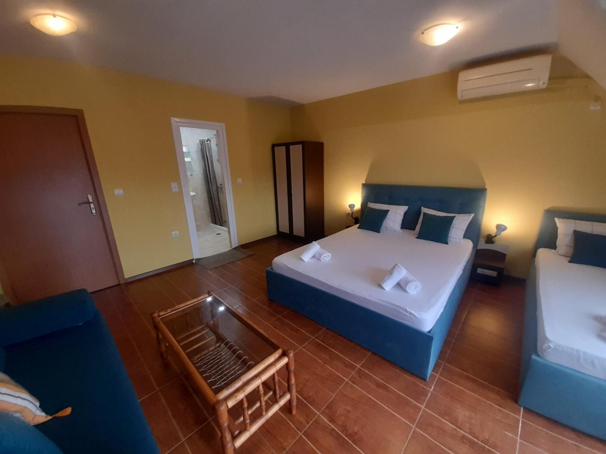Cosy Apartments And Spectacular Rooms Fotiadis 벨리코 터르노보 외부 사진